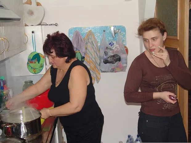 Zdjęcie Czy teściowej składa się życzenia na Dzień Matki? Zwyczaje i relacje.