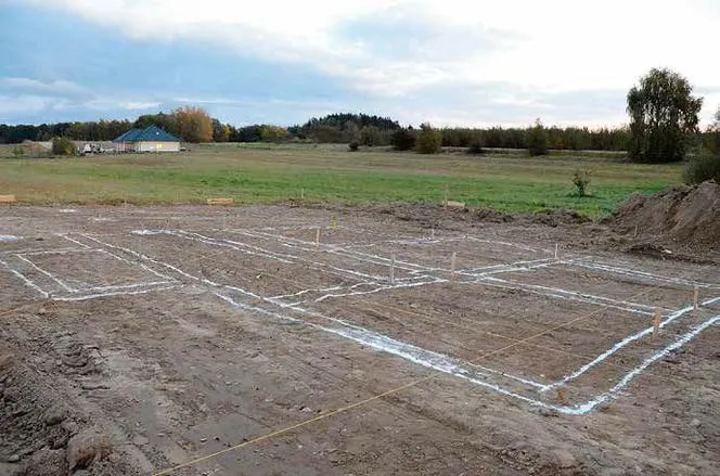 Zdjęcie Jakie deski wybrać do wytyczenia budynku: poradnik dla budujących