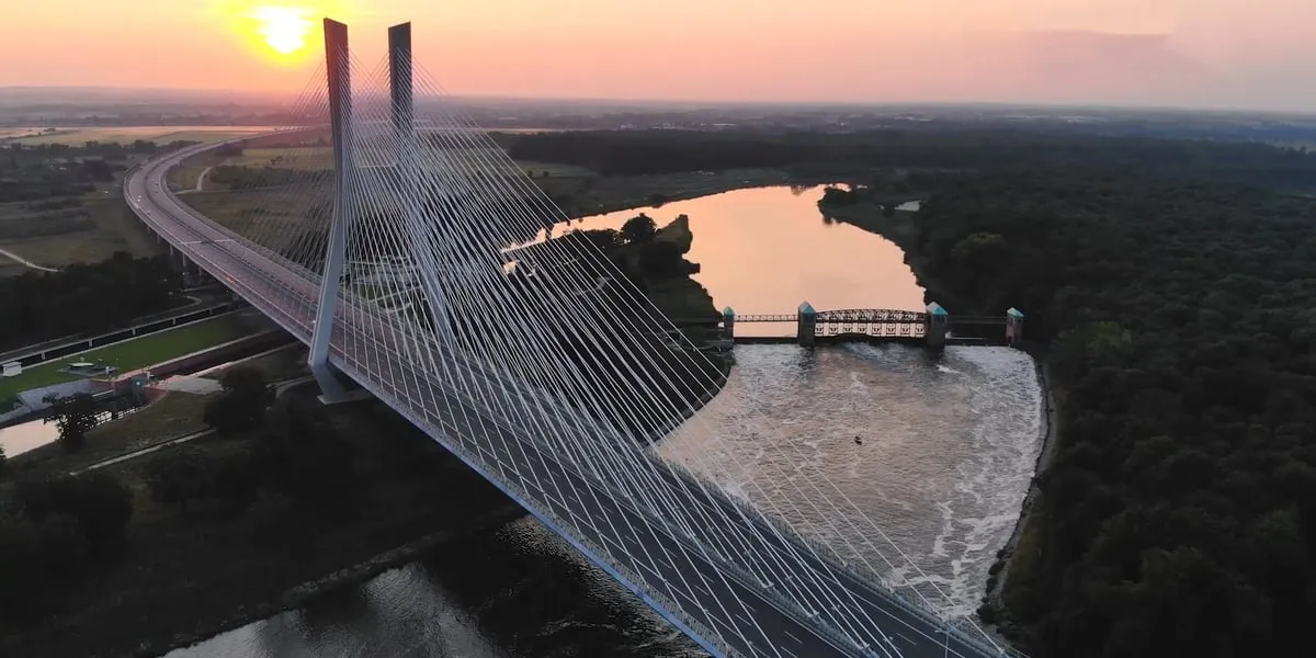 Zdjęcie Jak płynie rzeka Odra? Odkryj jej niezwykły bieg i znaczenie