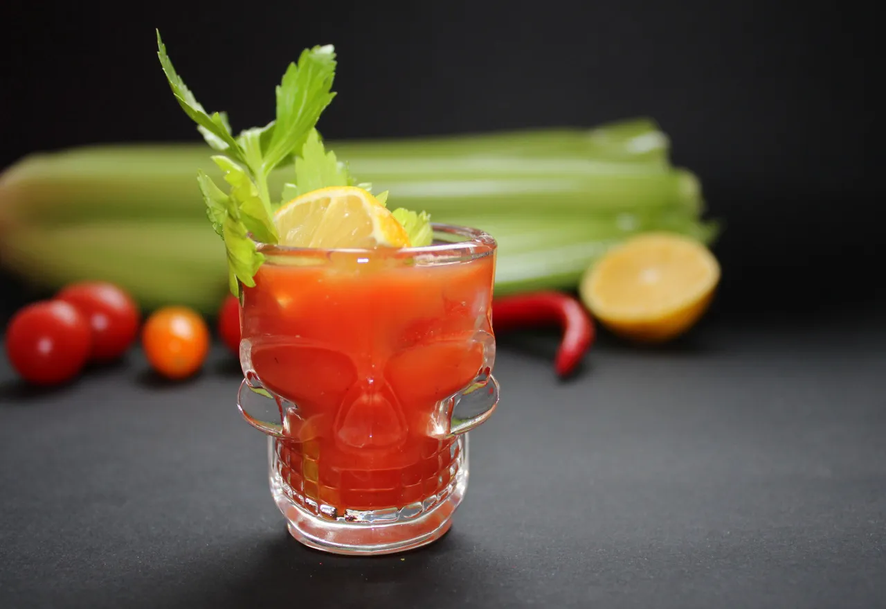 Zdjęcie Najlepsze lokale, gdzie barmani polecają krwawą mary w Twojej okolicy