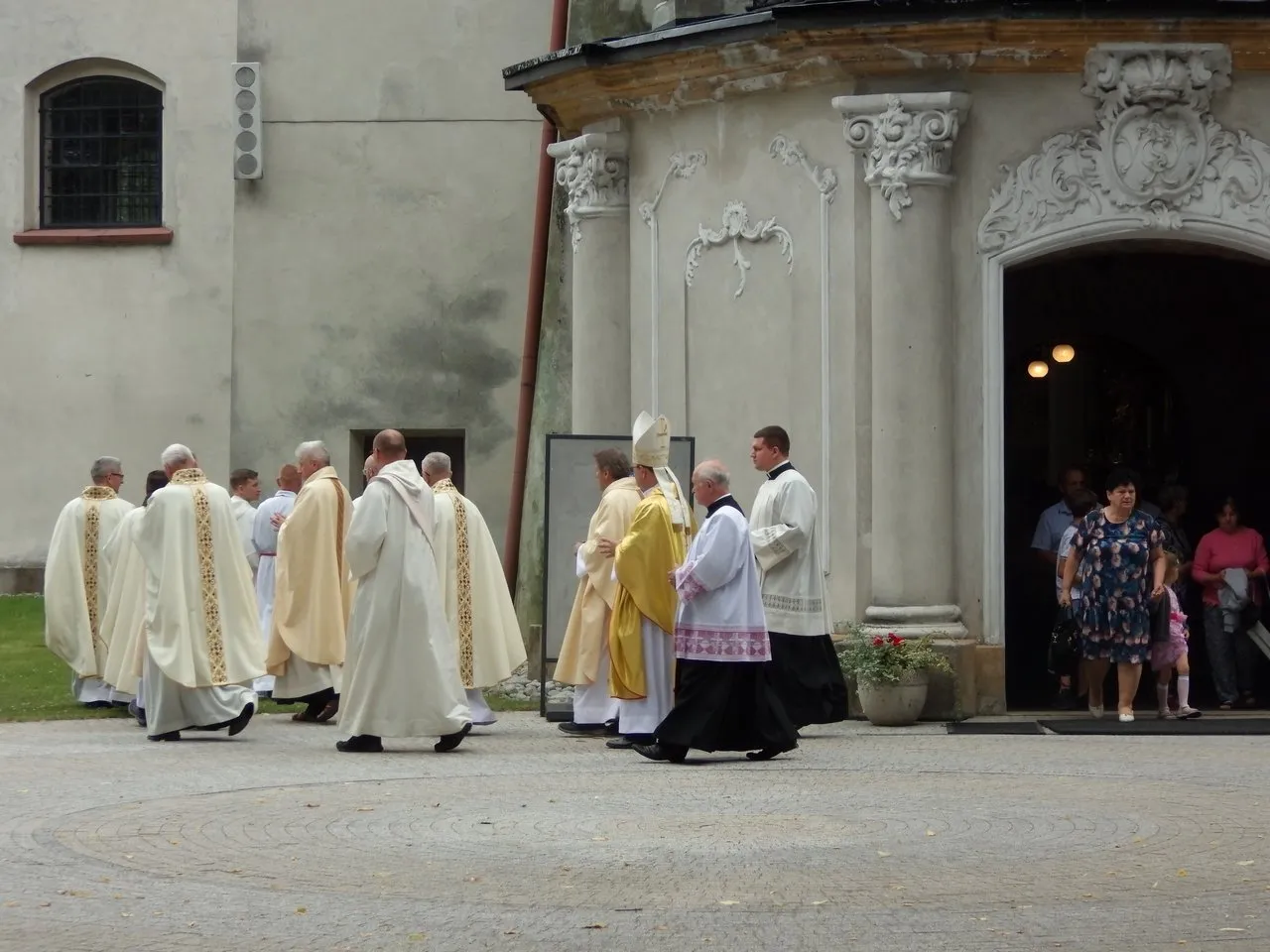 Zdjęcie Mniszki skansen: Odkryj znikające rzemiosła i regionalną historię