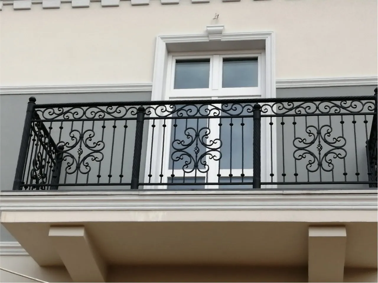 Zdjęcie Ile kosztuje metr balustrady? Ceny i porównania różnych typów