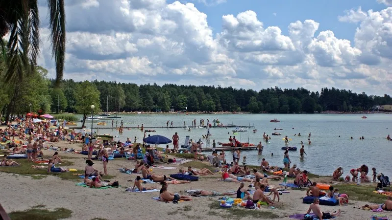 Zdjęcie Jezioro Białe Mazowieckie - odkryj niezwykłe atrakcje i spokój