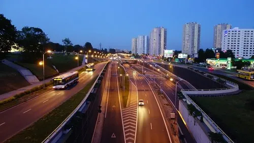 Zdjęcie Jakie jest ograniczenie na autostradzie w Polsce i co musisz wiedzieć