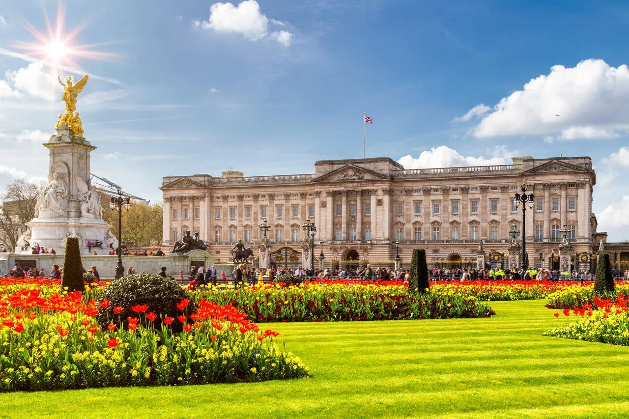 Zdjęcie Pałac Buckingham w Londynie - zwiedzanie, zamek królewski, historia | London