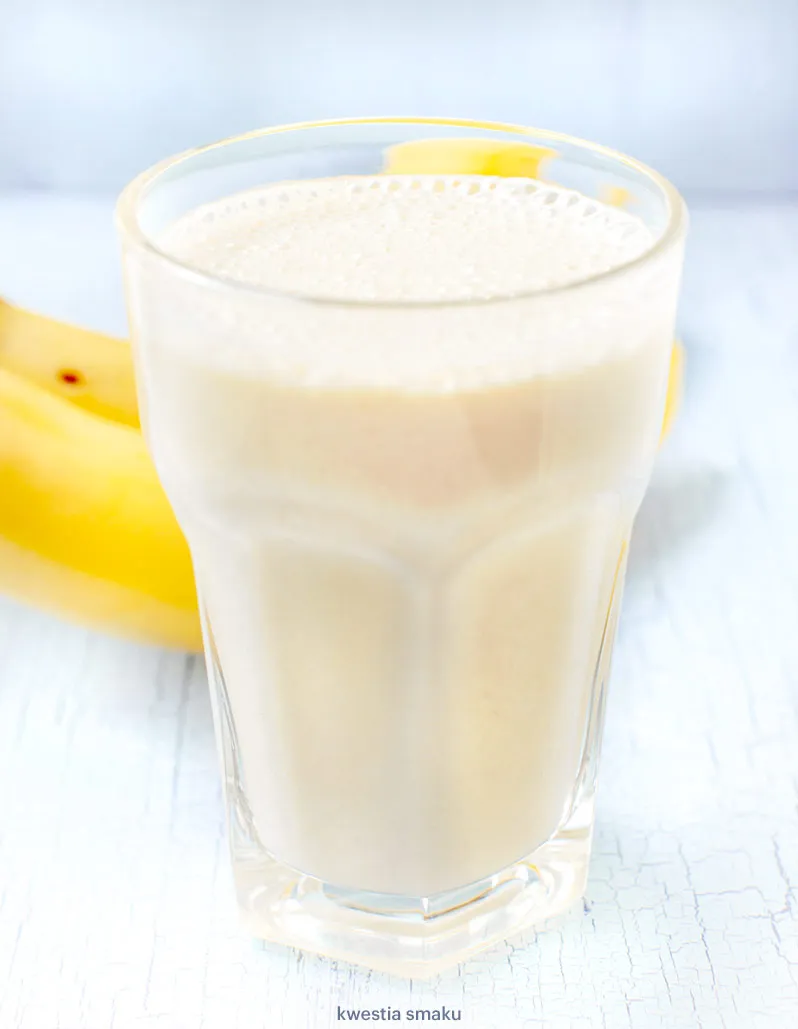 Zdjęcie Prosty przepis na koktajl bananowy z mlekiem, który zachwyci smakiem