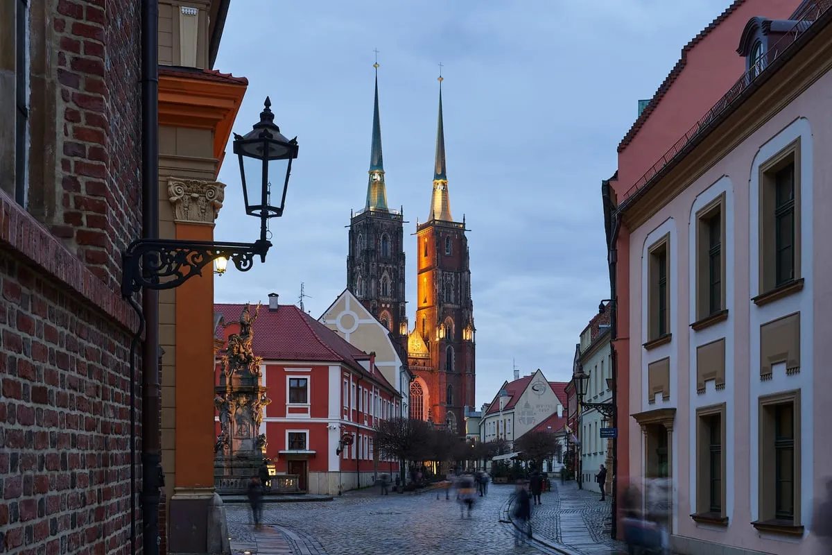 Zdjęcie Co można zwiedzić we Wrocławiu? Odkryj niesamowite atrakcje miasta