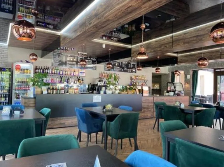 Zdjęcie Gdzie zjeść w Jastrzębiej Górze? Odkryj najlepsze restauracje i smaki