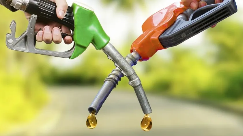 Zdjęcie Używany diesel czy benzyna – co wybrać, aby zaoszczędzić?