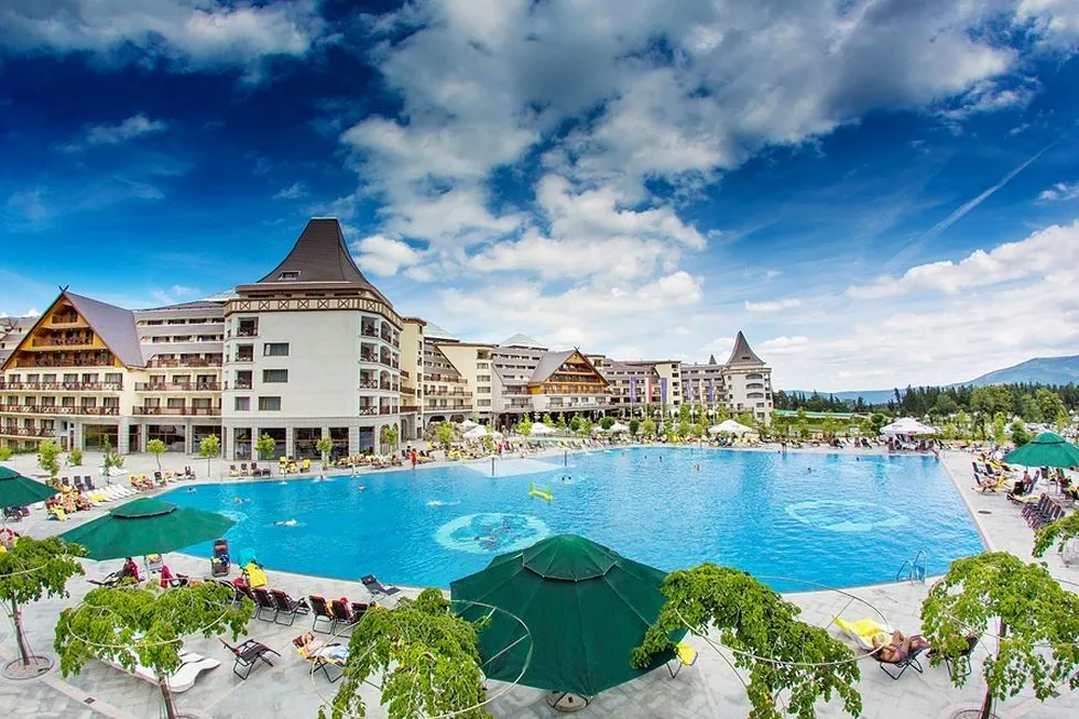 Zdjęcie Ile kosztuje doba w hotelu Gołębiewski w Karpaczu? Ceny i porady