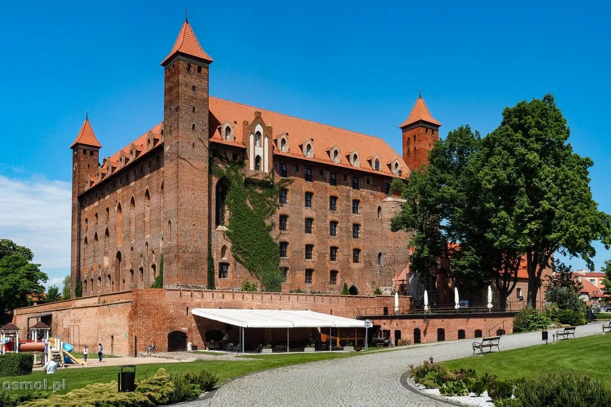 Zdjęcie Zamek w Gniewie: Fascynująca historia średniowiecznej warowni w Polsce