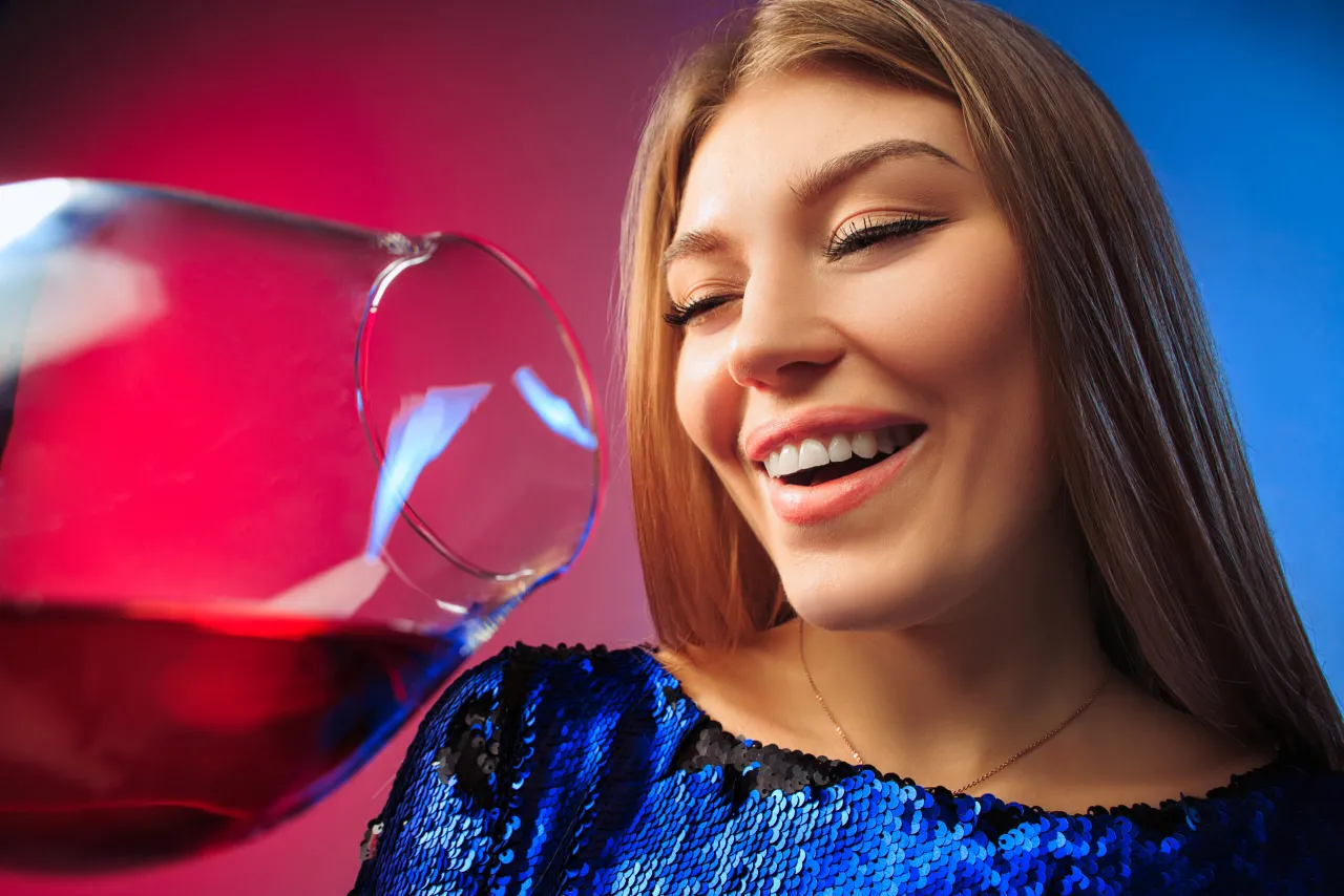 Zdjęcie Ile po botoksie nie można pić alkoholu? Sprawdź, co musisz wiedzieć