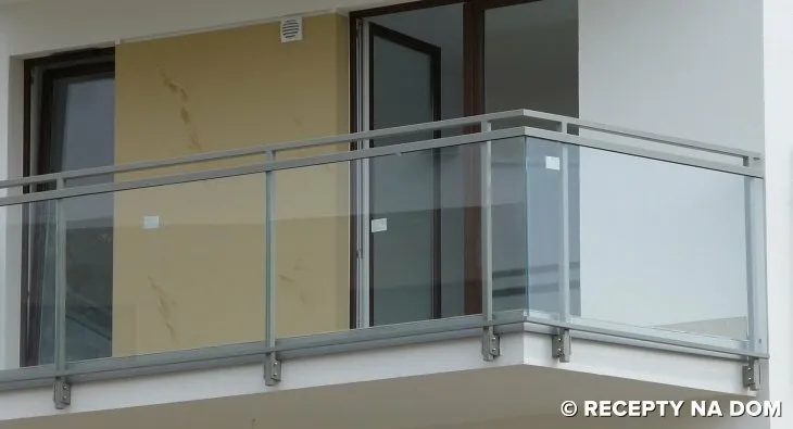 Zdjęcie Jak zamontować balustradę na balkonie - uniknij najczęstszych błędów