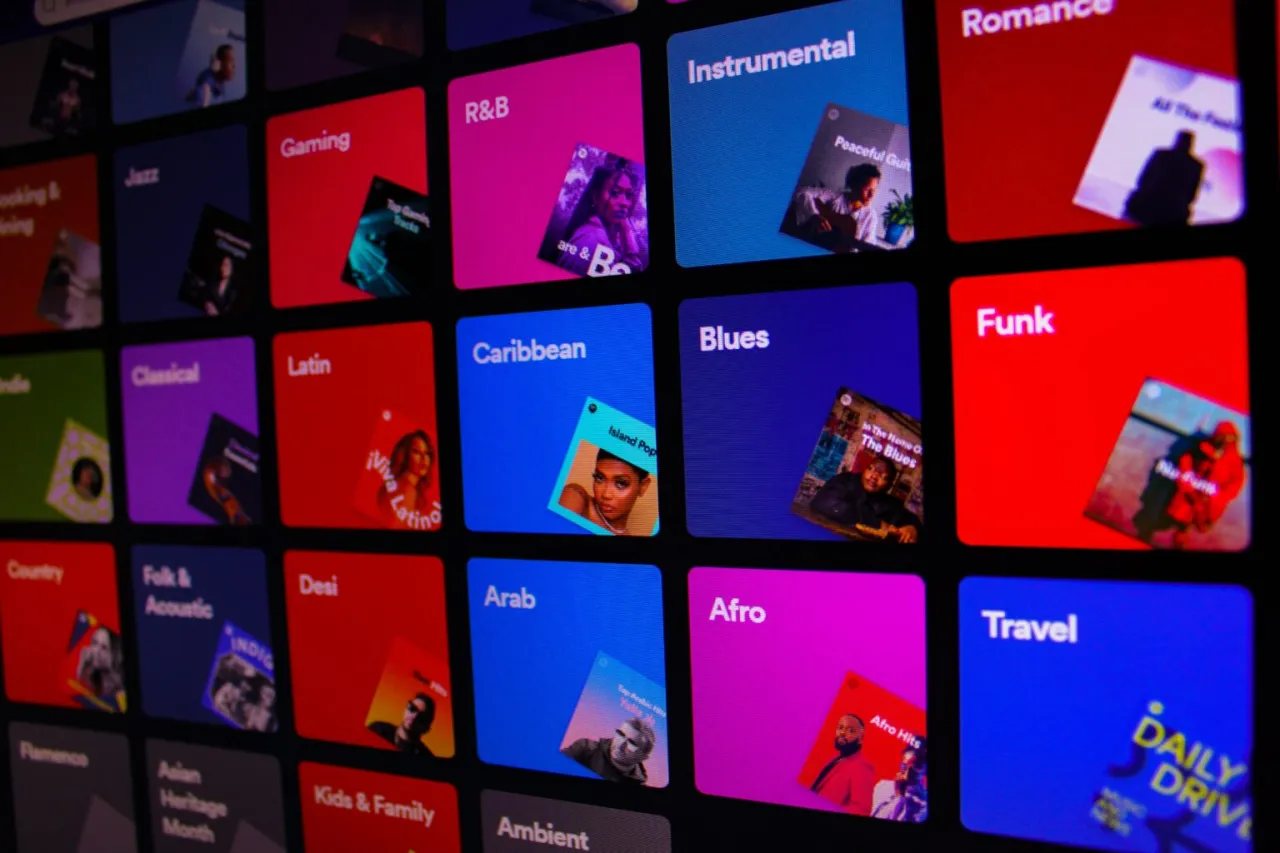 Zdjęcie Jak kupić spotify premium bez przepłacania? 5 prostych kroków do taniej subskrypcji