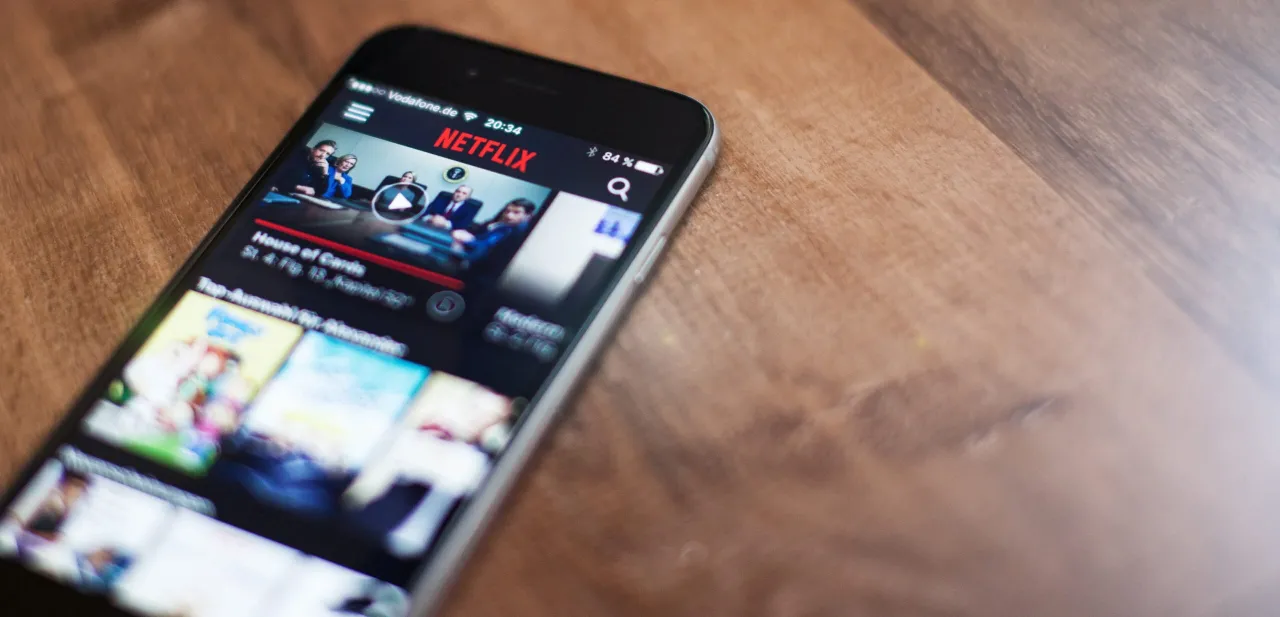 Zdjęcie Jak zapłacić za Netflix przelewem? Sprawdź alternatywne metody płatności