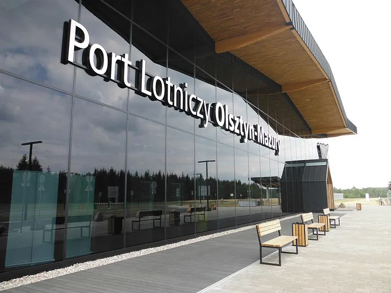 Zdjęcie Jak sprawnie odebrać pasażera z lotniska Balice bez stresu i opłat