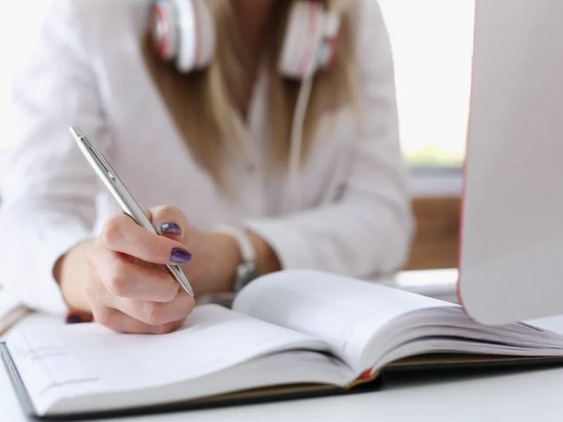 Zdjęcie Nauczanie zdalne: Czy jest dobre? Zalety i wady e-learningu