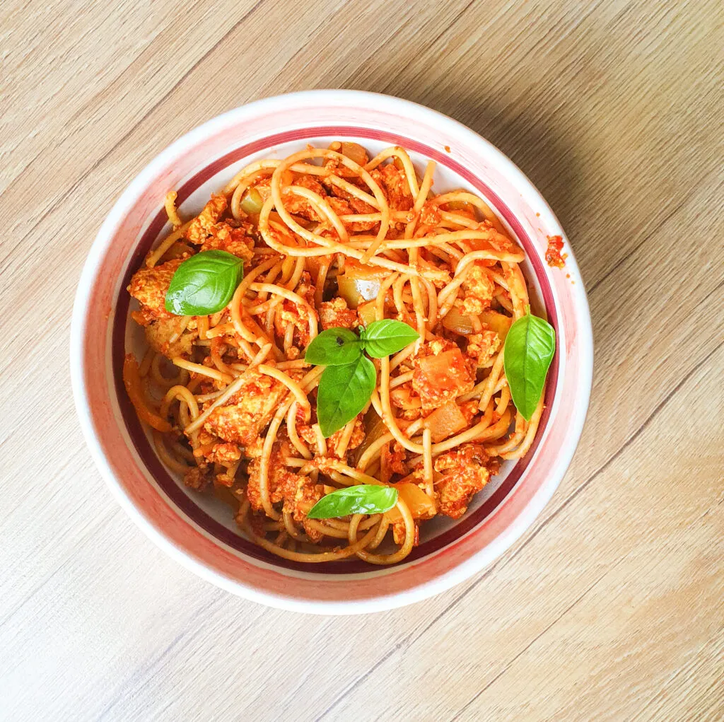 Zdjęcie Spaghetti dla rocznego dziecka: zdrowe przepisy, które pokochasz