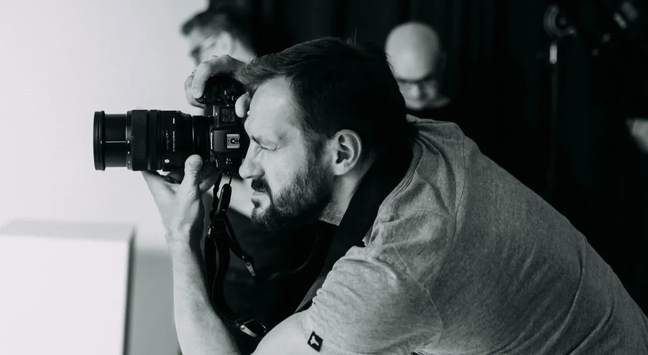 Zdjęcie Co trzeba zrobić żeby zostać fotografem? Kluczowe kroki do sukcesu