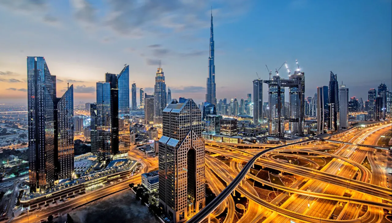 Zdjęcie W jakim kraju jest Dubaj? Odkryj jego miejsce w Zjednoczonych Emiratach