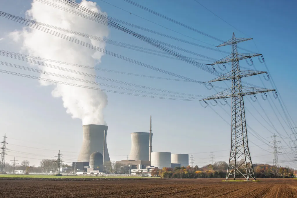 Zdjęcie Co to elektrownia atomowa i jak wpływa na przyszłość energii w Polsce?