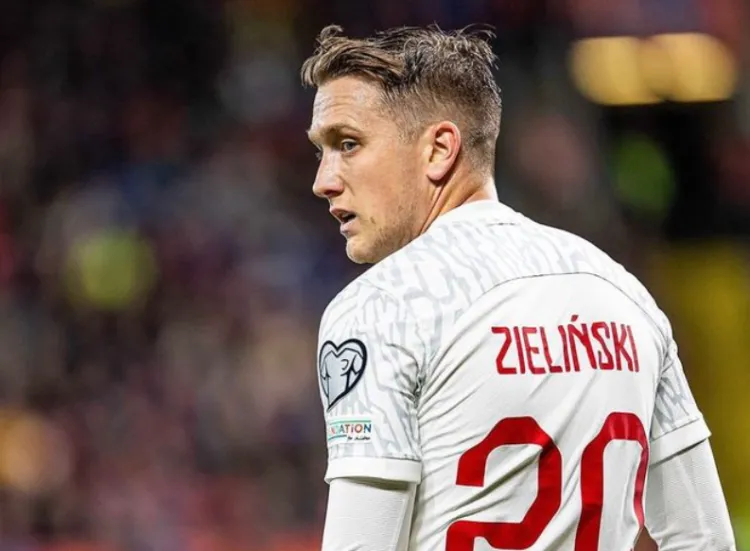 Zdjęcie Ile zarabia Piotr Zieliński? Zaskakujące fakty o jego wynagrodzeniu