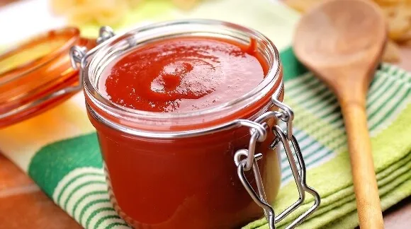 Zdjęcie Jak zagęścić sos dietetycznie? Zdrowe i niskokaloryczne sposoby