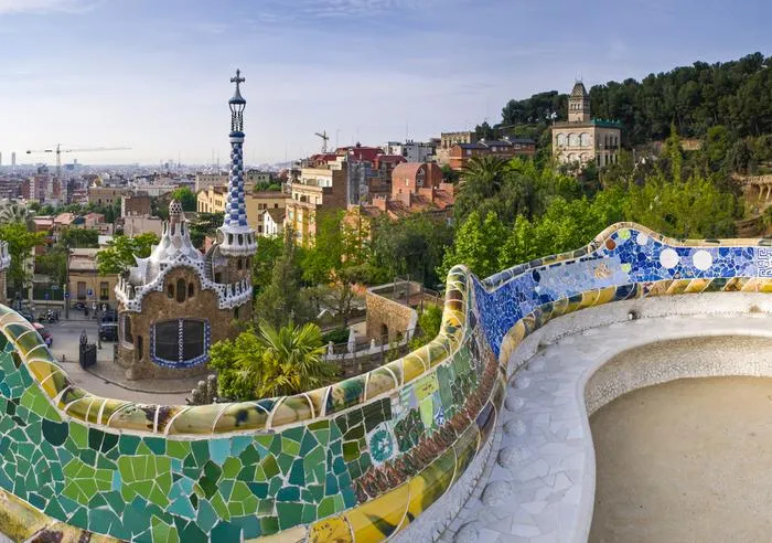 Zdjęcie Co warto zwiedzić w Barcelonie - najlepsze atrakcje i porady podróżnicze