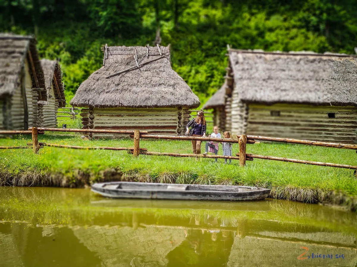 Zdjęcie Skansen Jasło: Odkryj fascynującą historię Karpackiej Troi