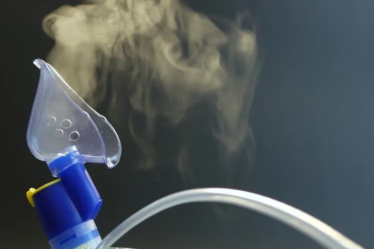Zdjęcie Czy inhalacja z soli naprawdę pomaga na kaszel? Sprawdź skuteczność