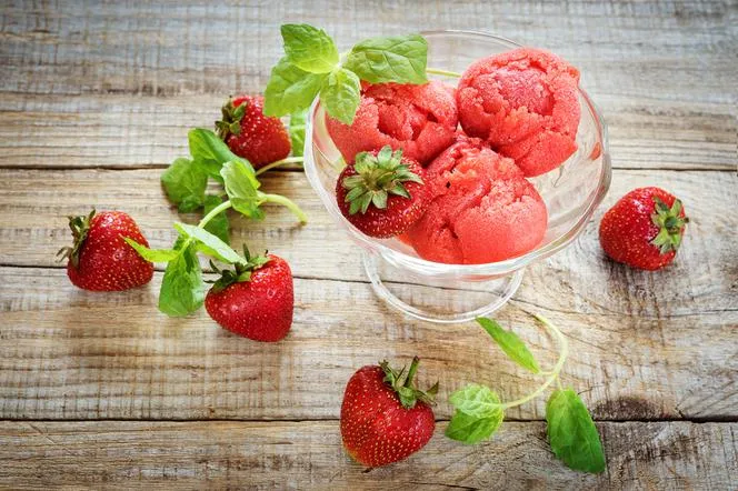 Zdjęcie Jak zrobić sorbet z mrożonych owoców - przepyszny i prosty przepis krok po kroku