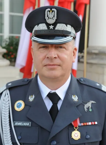 Zdjęcie Mirosław Janusz Jemielniak: osiągnięcia generała w polskim lotnictwie
