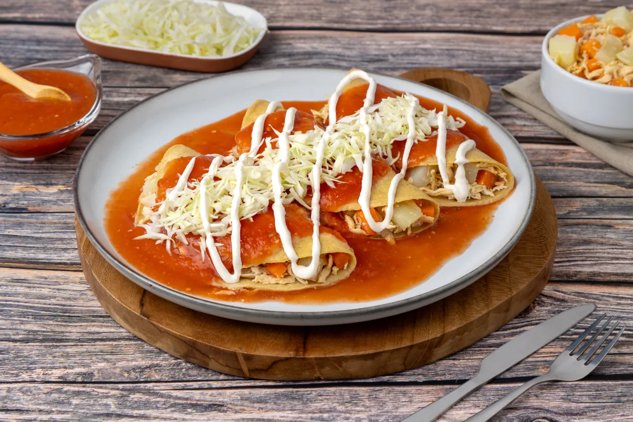 Zdjęcie Receta de cómo hacer enchiladas deliciosas y fáciles en casa