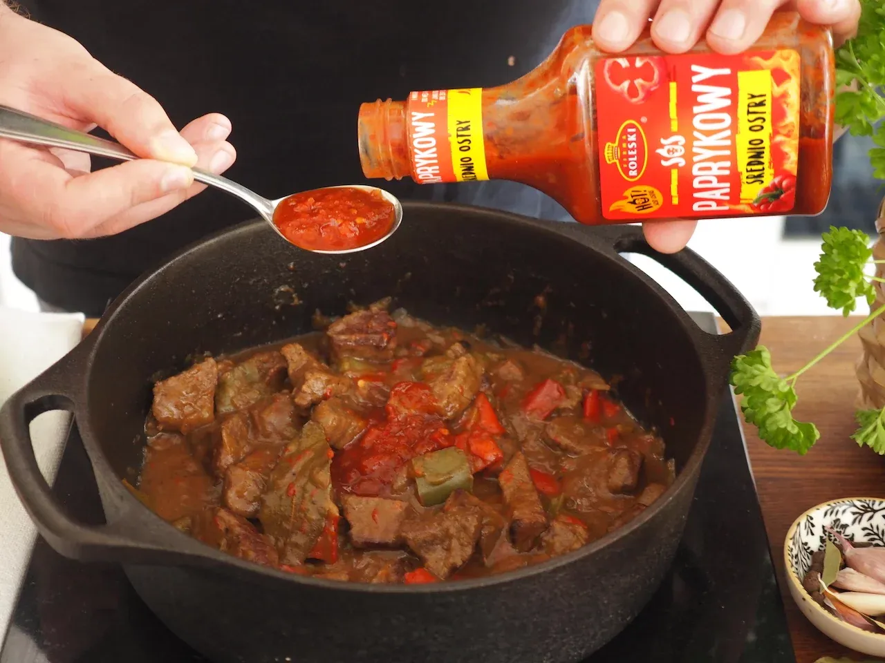 Zdjęcie Wołowy gulasz - pyszny przepis krok po kroku