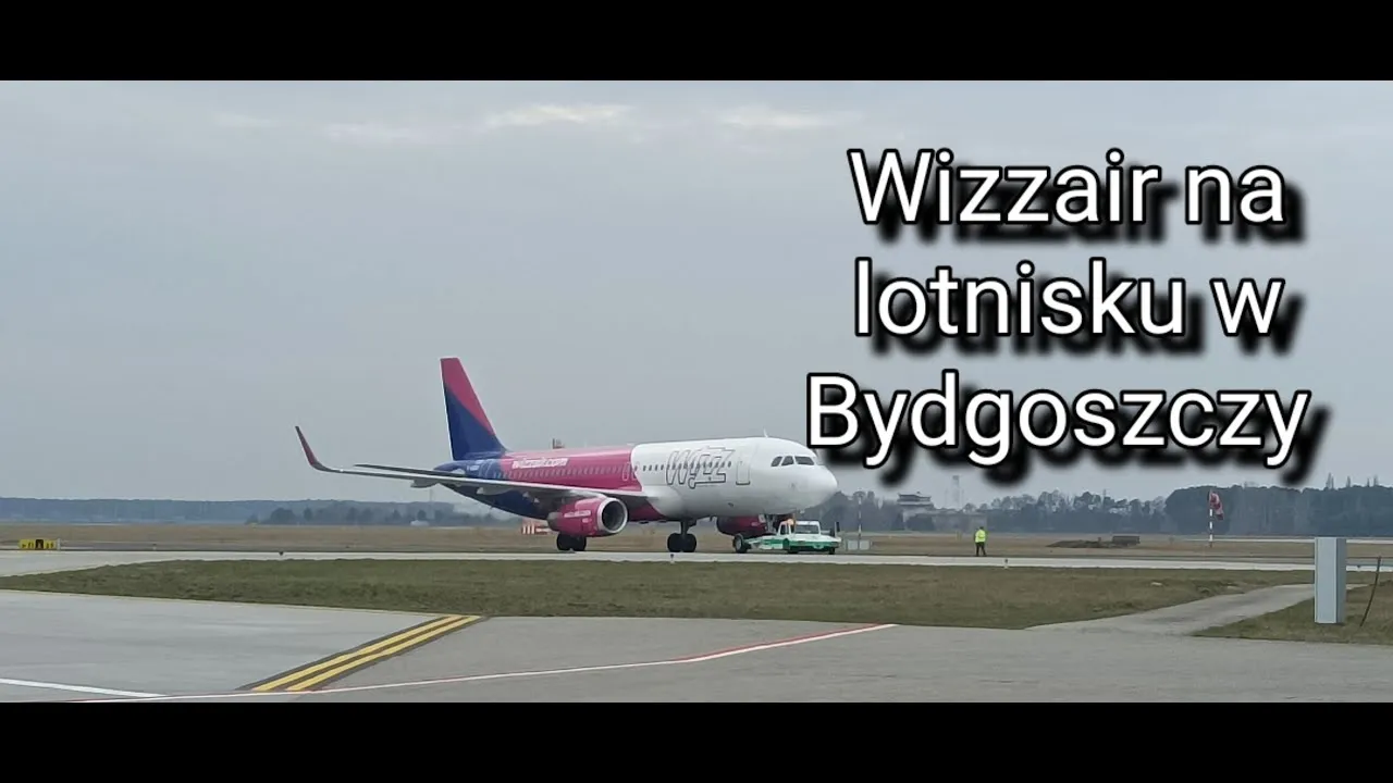 Zdjęcie Ile wcześniej być na lotnisku Wizz Air, aby uniknąć stresu?