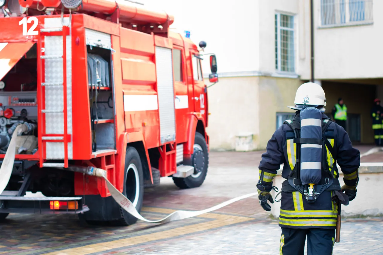 Zdjęcie Ile zarabia strażak? Zaskakujące fakty o pensjach w Polsce