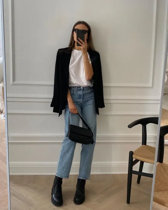 Zdjęcie Stylizacje z mom jeans: Jak uniknąć modowych wpadek?