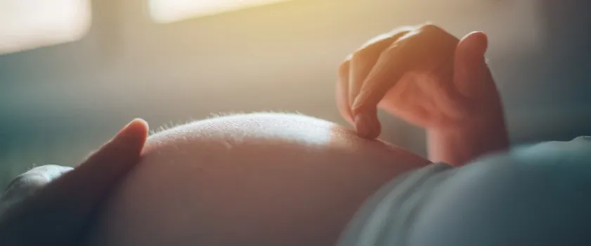 Zdjęcie Jak się czuje kobieta w ciąży? Objawy i emocje w pierwszym trymestrze