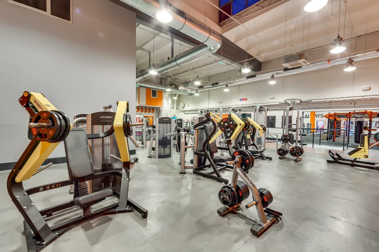 Zdjęcie Total Fitness Ochota: Przewodnik, Cennik, Karnety i Opinie