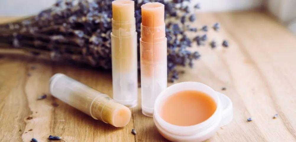 Zdjęcie Jak zrobić naturalny balsam w prosty sposób i zadbać o skórę