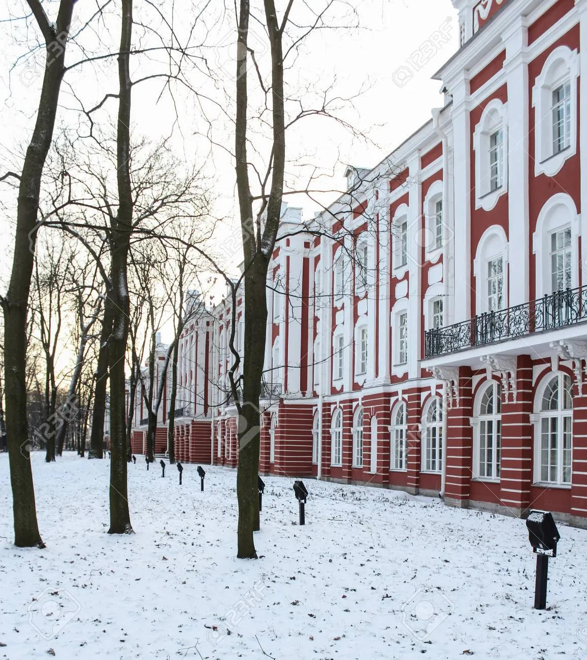 Zdjęcie Petersburski Uniwersytet Państwowy - historia, wydziały i osiągnięcia