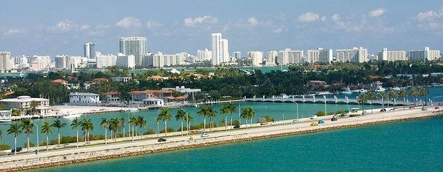 Zdjęcie Kiedy jechać do Miami, aby uniknąć tłumów i wysokich cen?
