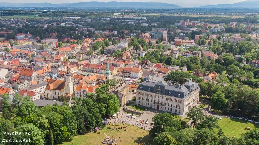 Zdjęcie Pałac w Pszczynie - Odkryj jego fascynującą historię i tajemnice