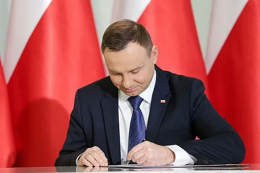 Zdjęcie Jakie ustawy podpisał prezydent? Oto ważne zmiany, które musisz znać