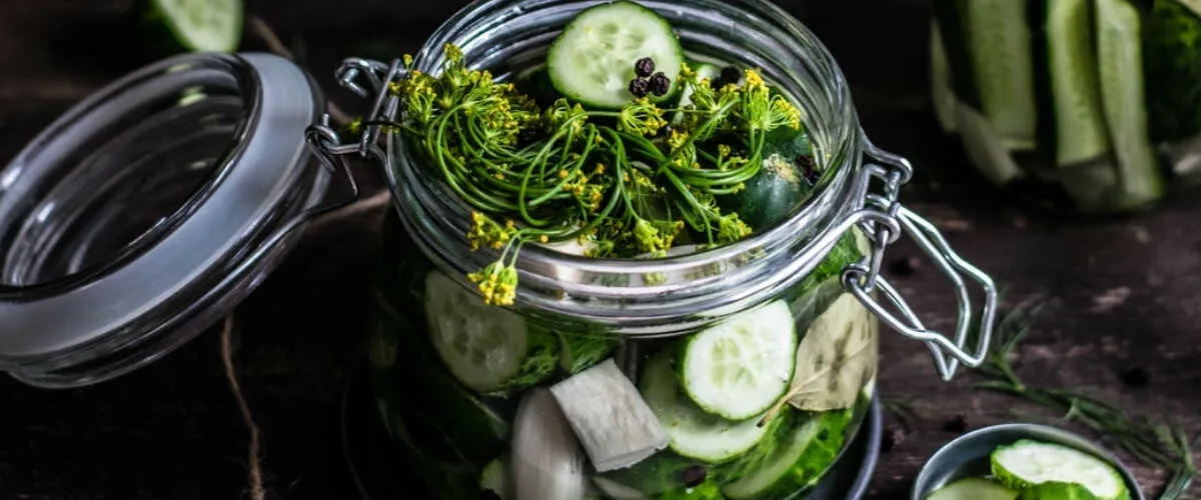 Zdjęcie Czy ogórki kiszone są kaloryczne? Zaskakujące fakty o ich wartości energetycznej