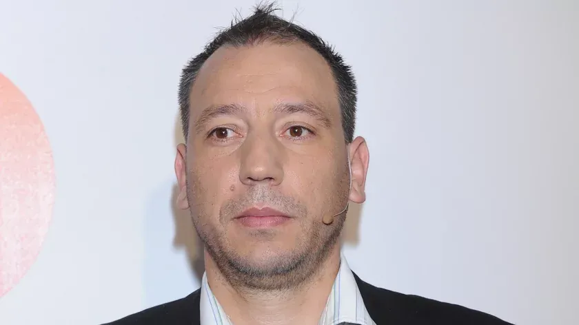 Zdjęcie Jacek Olszewski: kim jest z zawodu? Poznaj jego karierę prawniczą