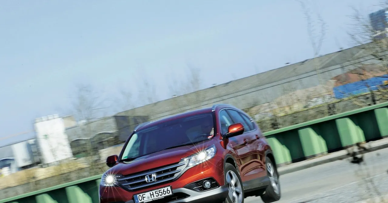 Zdjęcie Ile pali honda CR-V? Zaskakujące różnice w zużyciu paliwa
