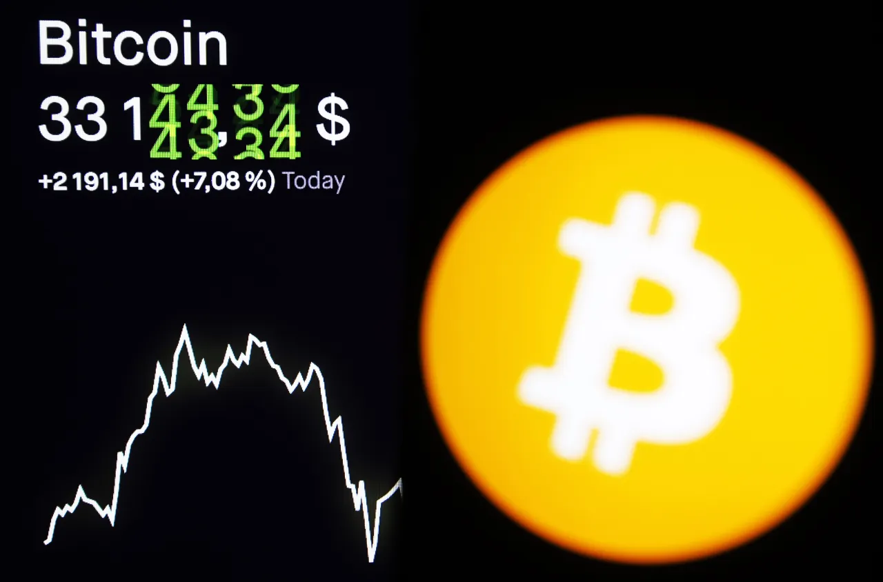 Zdjęcie Zaskakujące wieści dla fanów kryptowalut. Rekordowa liczba bitcoinów na plusie.