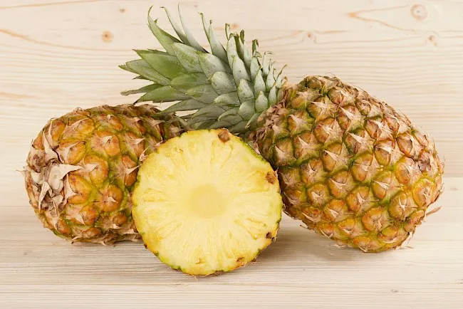 Zdjęcie Ile kalorii ma ananas świeży? Poznaj wartość odżywczą owocu