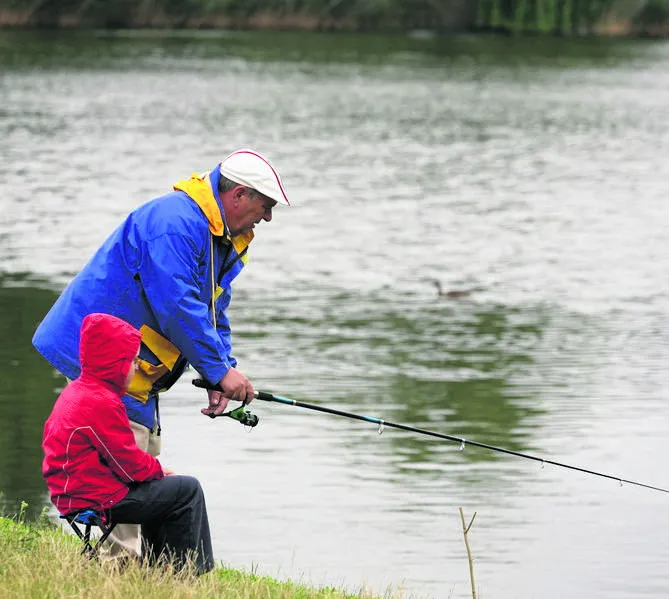 Zdjęcie Czy straż rybacka może zabrać wędki? Poznaj przepisy i zasady
